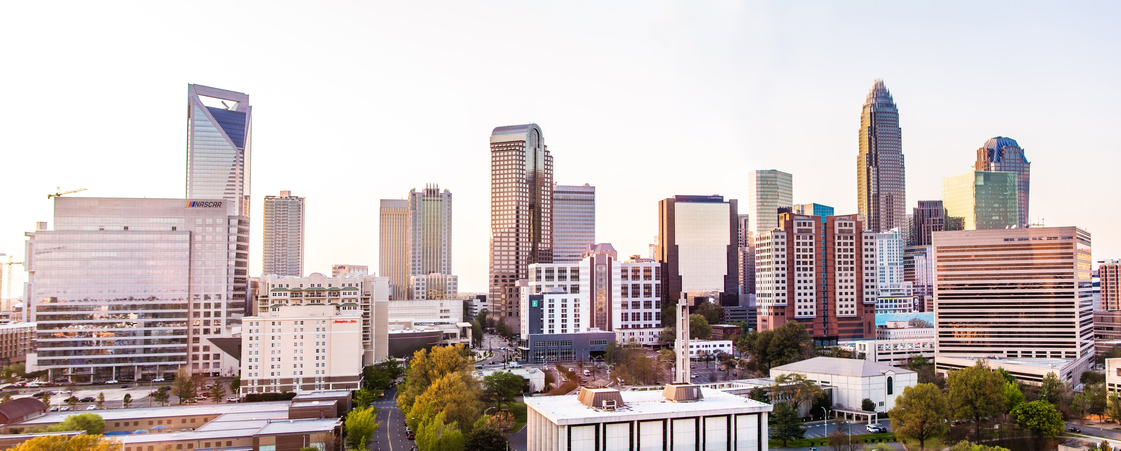 The skyline of Charlotte, NC on a sunny day.